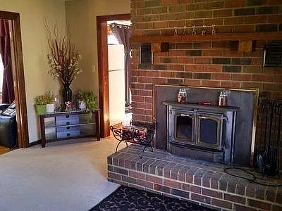 4 bed, 2466 sqft, $2,650 — Photo 4