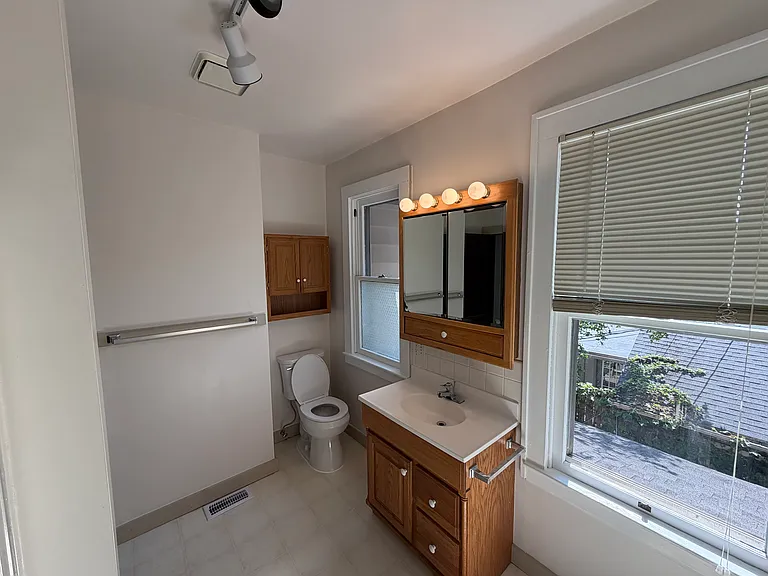 789 Ebner St — Photo 20