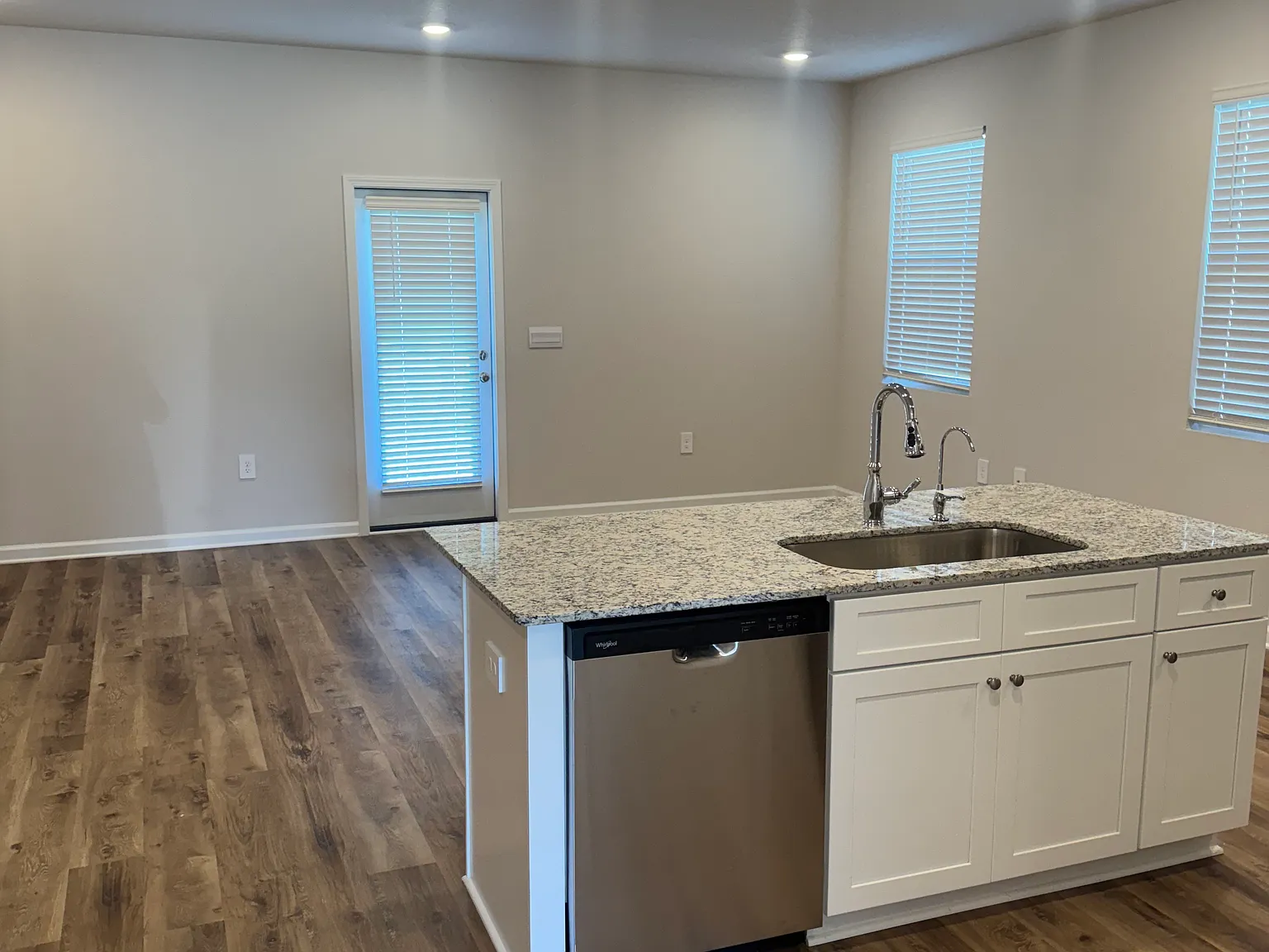6071 Bemiss Towns Dr — Photo 4