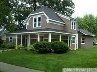 415 Meridian St N, Belle Plaine, MN 56011