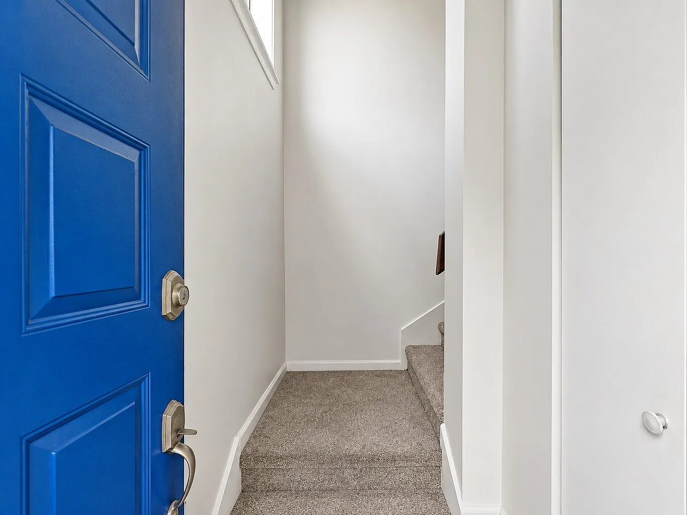 3270 Ricky Dr — Photo 2