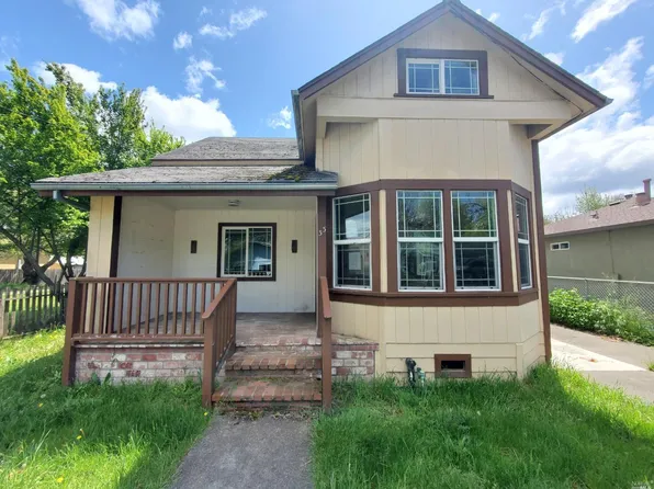 33 Alameda Avenue, Willits, CA 95490