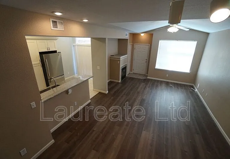 6510 Silver Mesa Dr #E — Photo 4