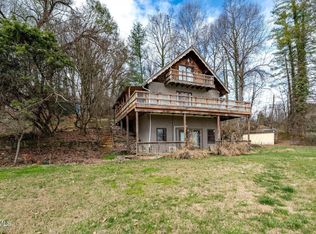 101 Taylor Town Rd, Johnson City, TN 37601