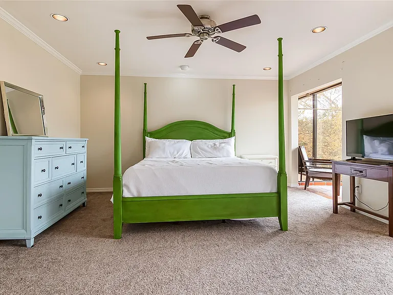 1802 Stoney Brook Dr #104 — Photo 10