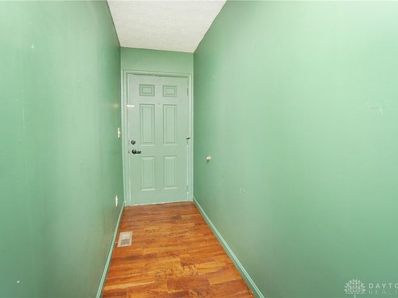 3rd image of 1305 Libby Ln