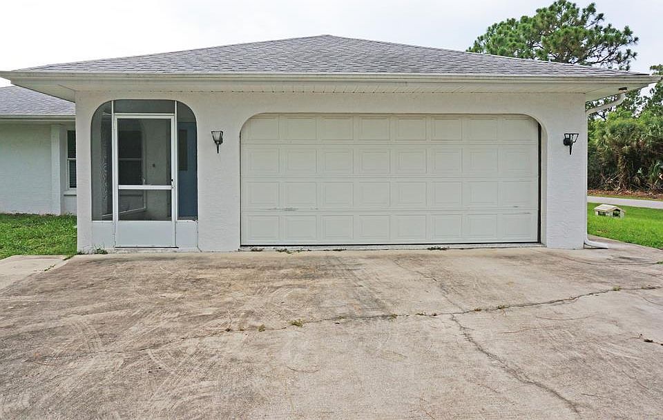 1st image of 11433 10th Ave