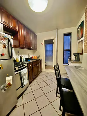 Rented by Master Key Realty And Associates LLC | media 27