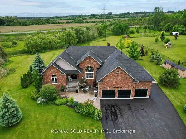 9 Apple Valley Ln, Adjala Tosorontio, ON L0M 1J0