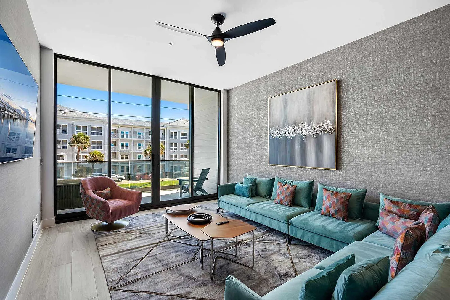 3 bed, 3.0 bath, 2012 sqft, $6,316 — Photo 1