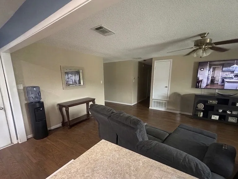 2505 Morning Star Ln — Photo 10