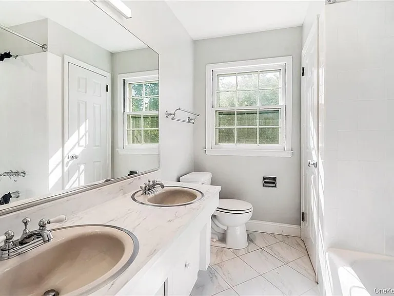 47 Wendt Ave — Photo 22