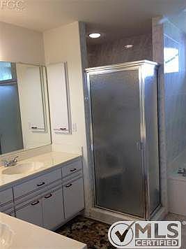 5th image of 2526 SW 38th Ter