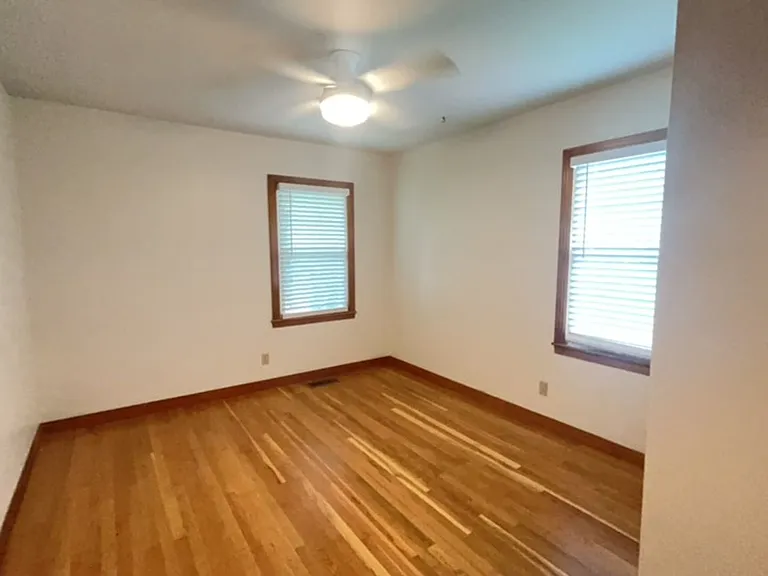 1400 McClung Ave SE — Photo 11