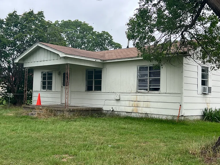 2706 W University Blvd — Photo 4