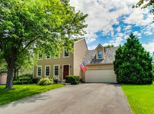 313 Mayflower Ct, Gurnee, IL 60031