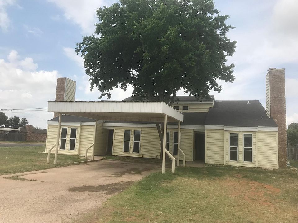2nd image of 3001 Beechwood St #3003