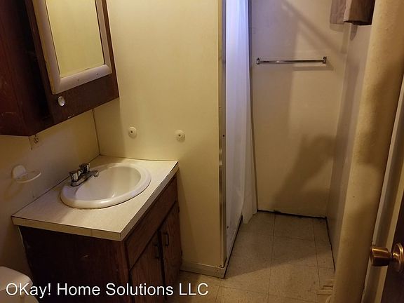 5th image of 121 Washburne Ave APT 1