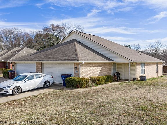 3rd image of 5600/5602 Elmwood Pl