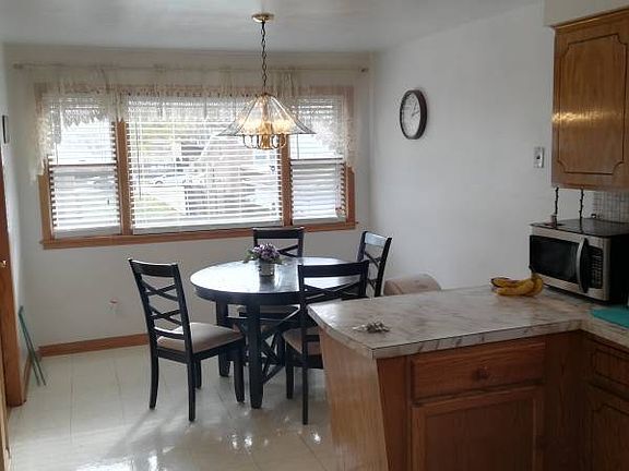 5th image of 5201 W 87th St #2