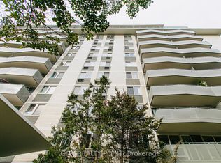 10 Shallmar Blvd #201, Toronto, ON M5N 1J4
