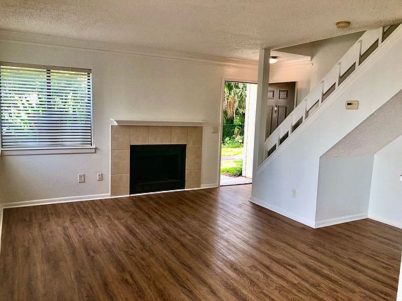 3rd image of 100 Fairway Park Blvd Unit 1608
