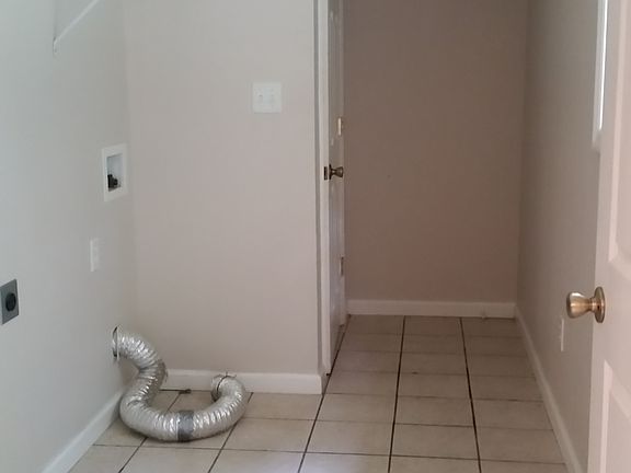 5th image of 1113 Eric Dr