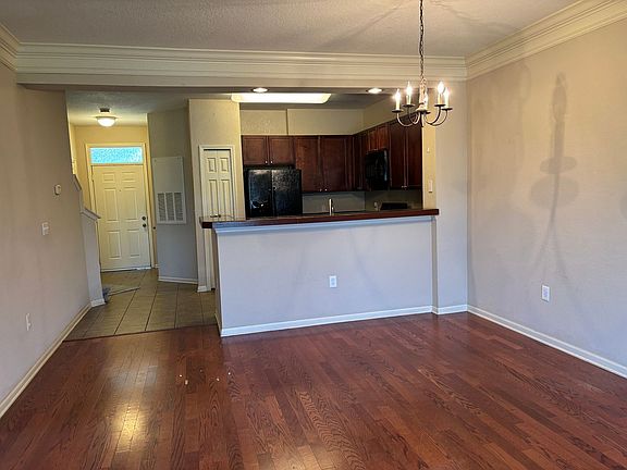 4th image of 1101 Baldwin Rowe Cir