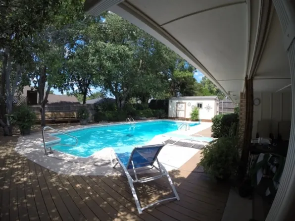 2812 Raintree Cir, Norman, OK 73072