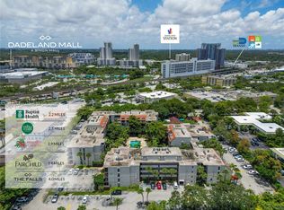 Dadeland Grove Condo, Pinecrest, FL 33156