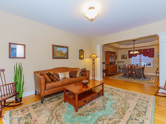 4th image of 6281 Empire Ave