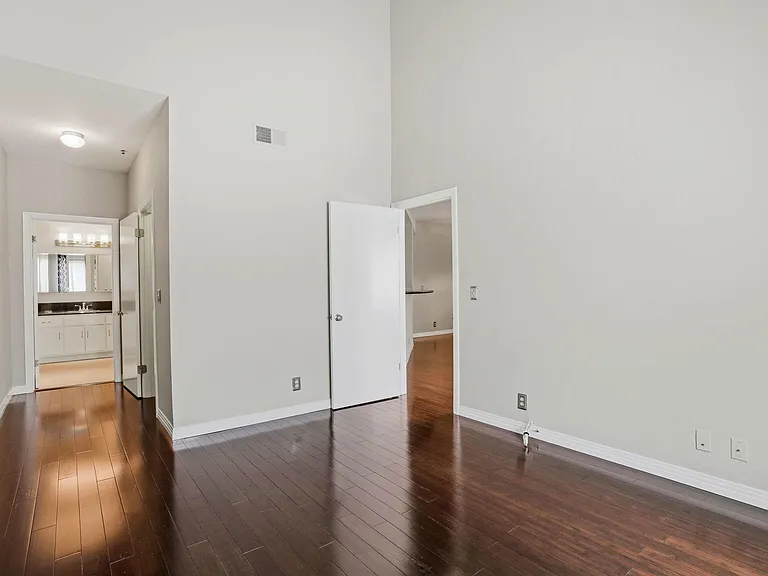 501 E Del Mar Blvd #311 — Photo 11