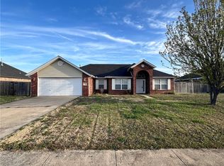 448 E Buckboard Rd, West Fork, AR 72774