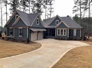 1301 Fairway Ridge Dr #17, Greensboro, GA 30642