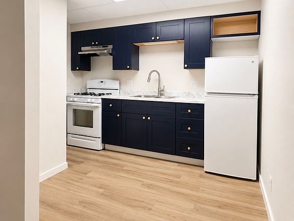 3rd image of 101 Parkway Ave #103-304