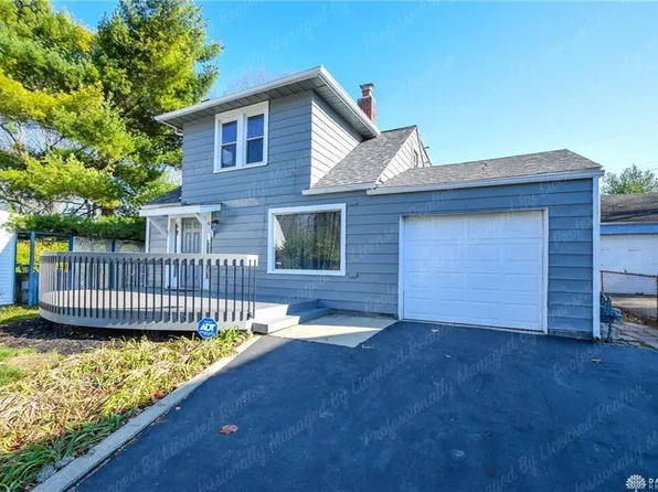 2926 Robin Rd, Dayton, OH 45409