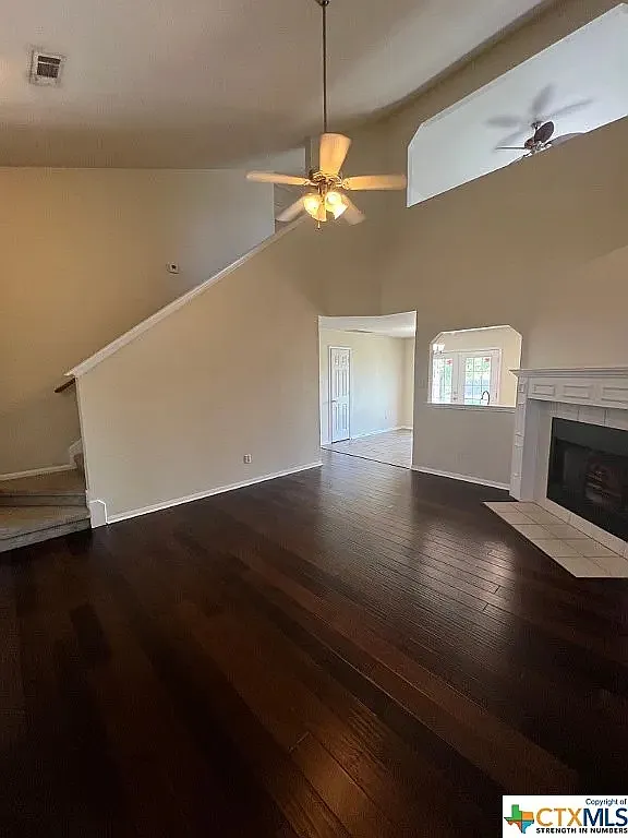Photo 2 of 16 - 3304 John Porter Dr - Killeen, TX Building Photo - 3304 John Porter Dr