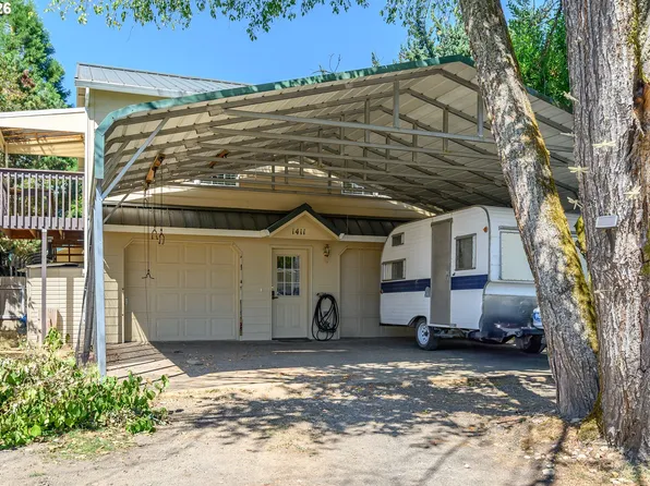 1411 NE Logan St, McMinnville, OR 97128