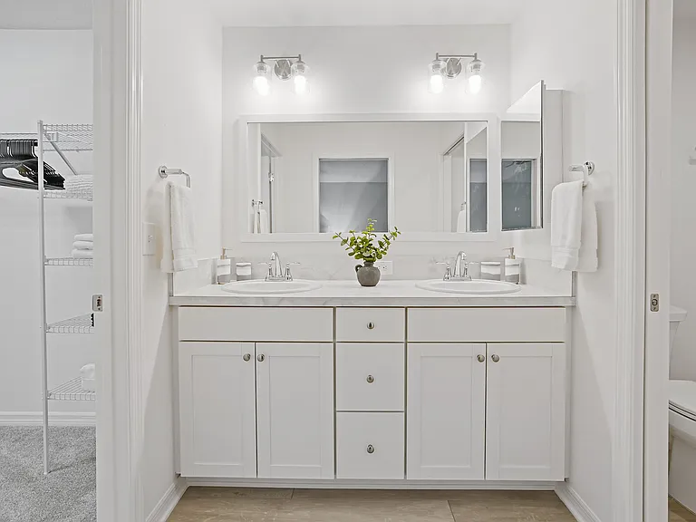7661 Rutherford Ln — Photo 17