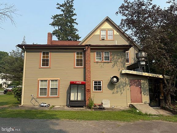 4th image of 87 Milanville Rd