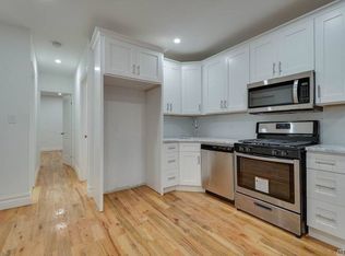 214-15 104th Ave, Queens Village, NY 11429