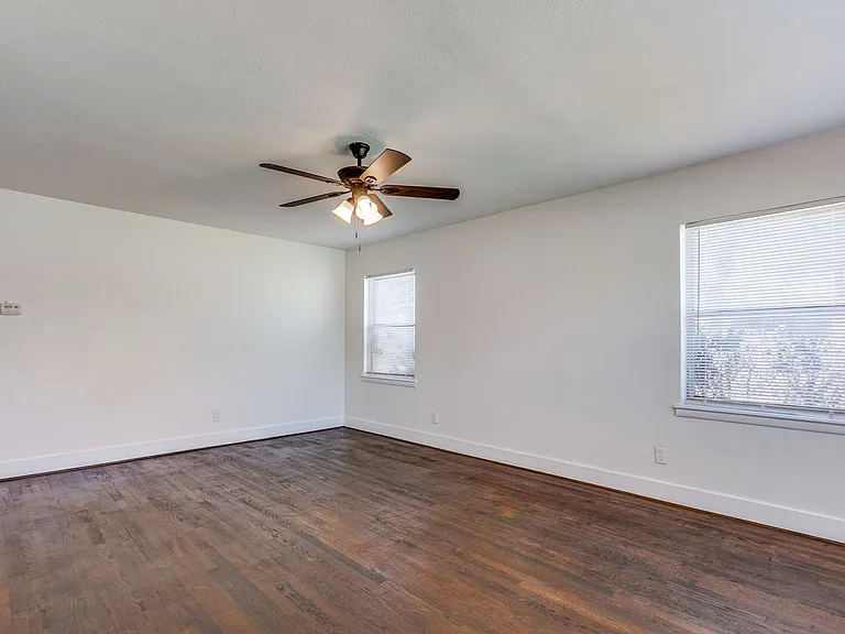 10728 Allegheny Dr — Photo 4