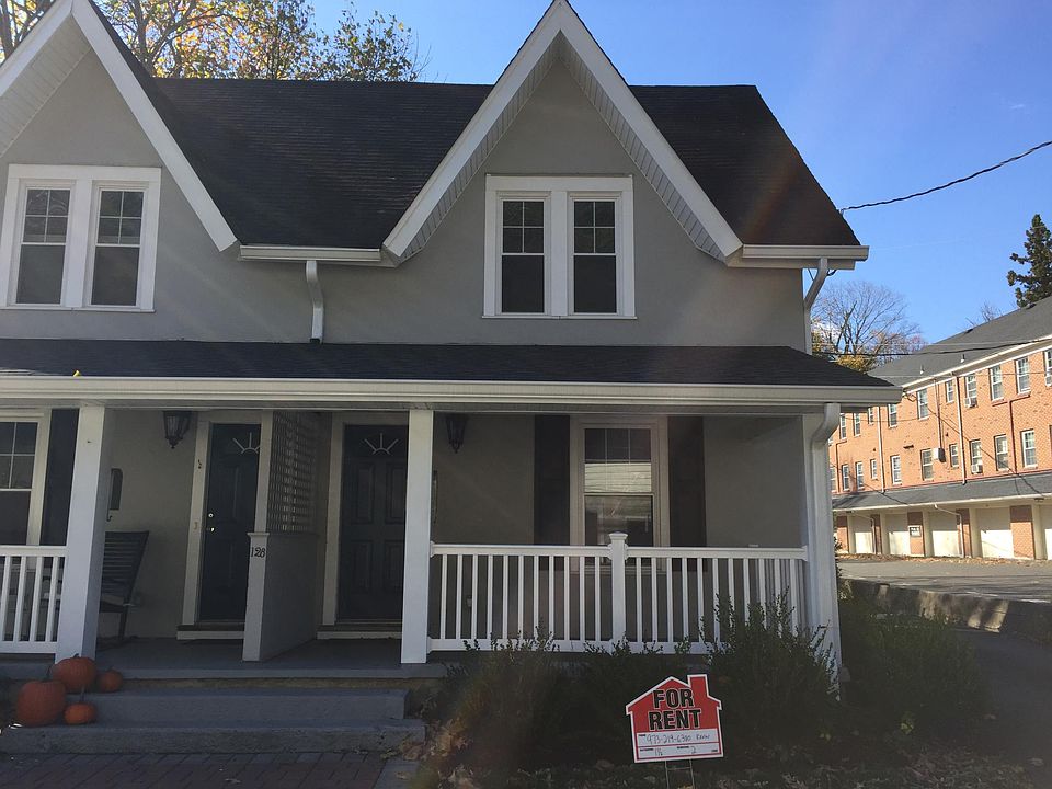 2nd image of 128 Claremont Rd #B
