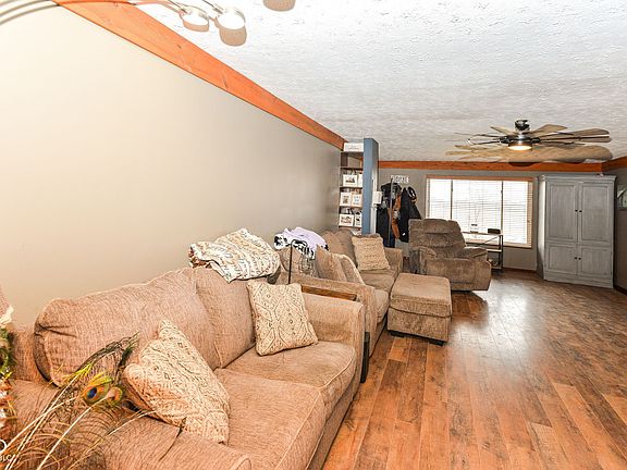3rd image of 5949 S County Road 200 W