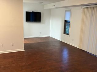 30515 W Fourteen Mile Rd APT 34, Farmington Hills, MI 48334