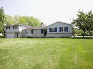 501 N Blossom Rd, Elma, NY 14059