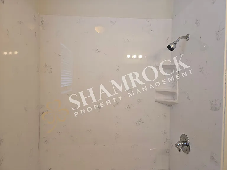 7204A Sanger Ave — Photo 7