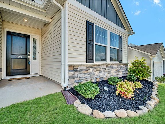 4th image of 404 Anna Gray Cir
