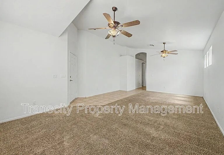 932 W 19th Ave — Photo 10
