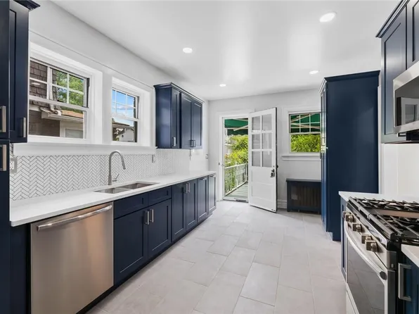 76 Reynolds Street, Bronx, NY 10464
